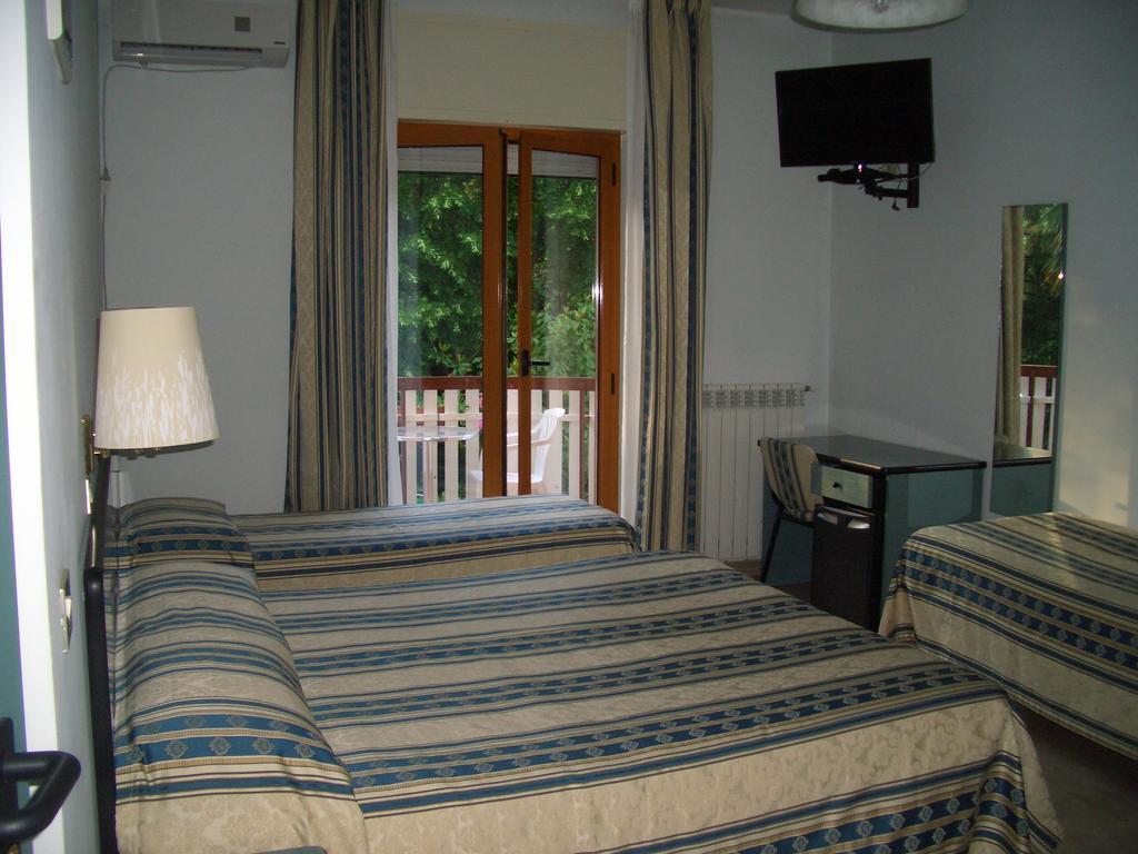 King Hotel Fiuggi Ngoại thất bức ảnh